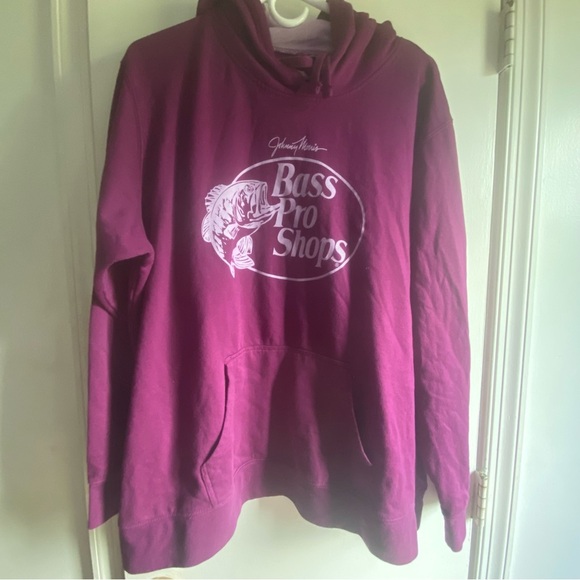Bass Pro Shops Purple Crew Neck Sweater - Picture 1 of 3
